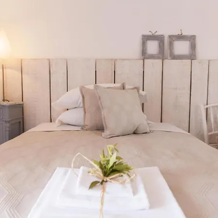 Villa Angela Pool & Suites, Piscina Privata, Giardino, Barbecue, Parcheggio E Wifi Gratuita Polignano a Mare