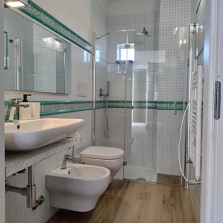 Angela Pool & Suites, Piscina Privata, Giardino, Barbecue, Parcheggio E Wifi Gratuita Polignano a Mare