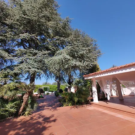 Villa Angela Pool & Suites, Piscina Privata, Giardino, Barbecue, Parcheggio E Wifi Gratuita Polignano a Mare